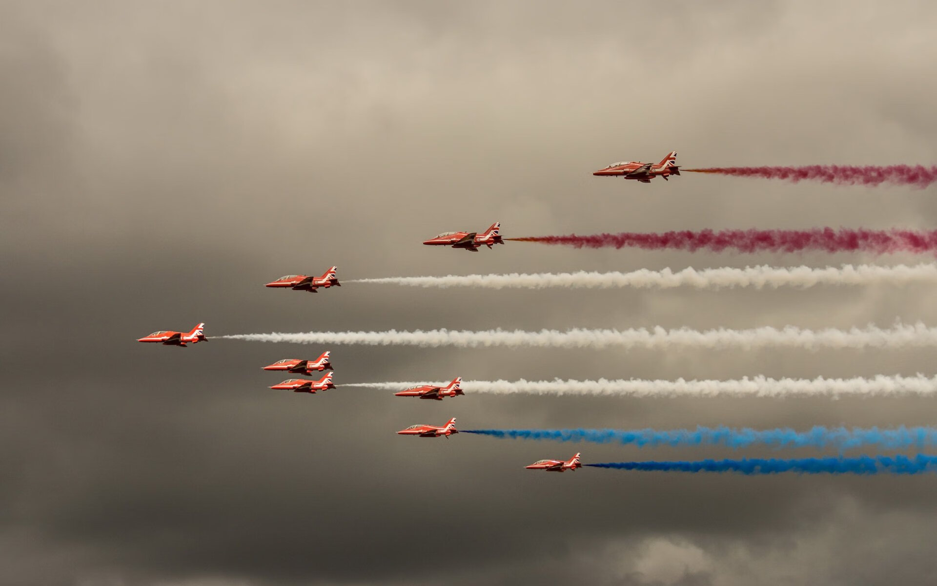 开云体育网站入口-全国青少年足球裁判员“模拟实战+评审”培训新模式在多地引入，足球裁判员培训班